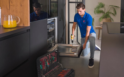 Vaatwasser inbouwen door Electro World Vaatwasser inbouwen door Electro World